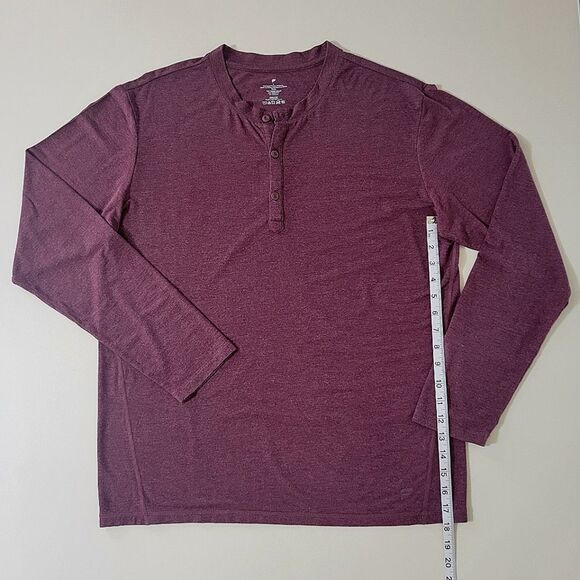 Fabletics Men's Restoreknit Burgundy Long Sleeve Henley Pullover Tee - Picture 9 of 15